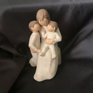 Willow Tree, “Quietly”. Excellent condition.  No box